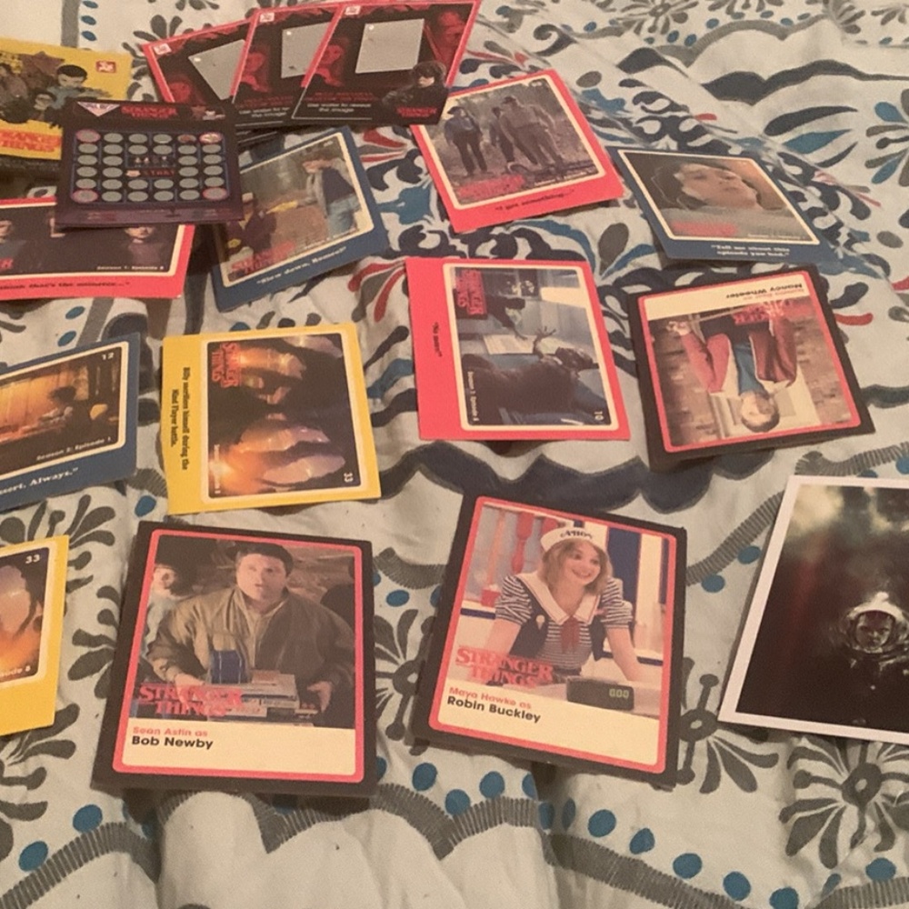 stranger things cards